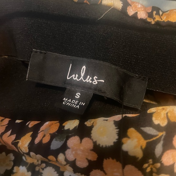 Satin Floral Midi Skirt - lulus size small - Picture 3 of 7